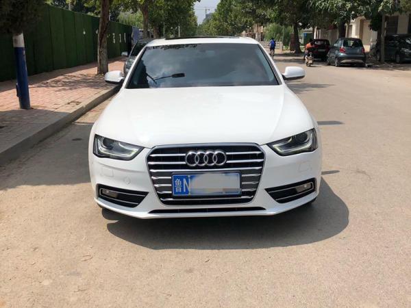 奥迪 奥迪A4L  2013款 35 TFSI 自动舒适型