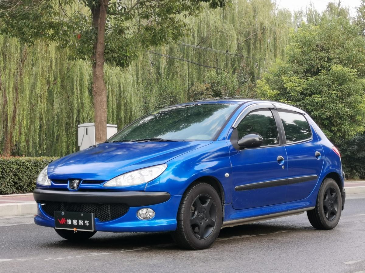 南京2006年6月标致2062005款16l手动智尚版蓝色手动挡