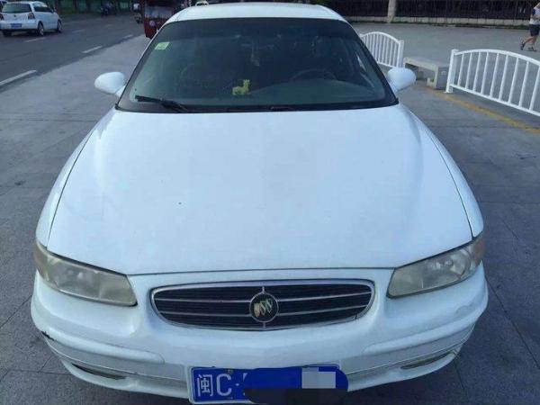 【泉州】2001年1月 别克 君威 2002款 君威 gs 3.
