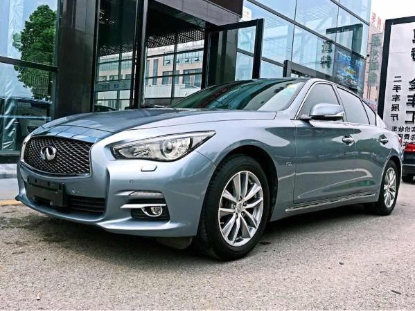 英菲尼迪 Q50L  2015款 2.0T 豪华版