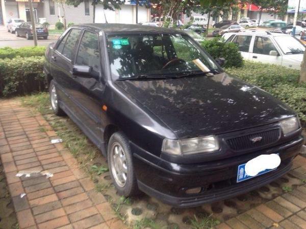 【济南】2004年3月 奇瑞 旗云 2004款 旗云 1.6l 豪华型 手动挡