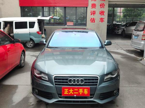 奥迪 奥迪A4L  2012款 2.0 TFSI 自动标准型