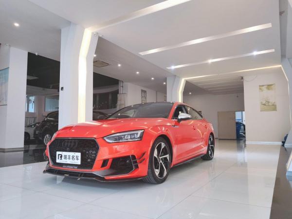 奥迪 奥迪A5  2019款 Sportback 45 TFSI 时尚型