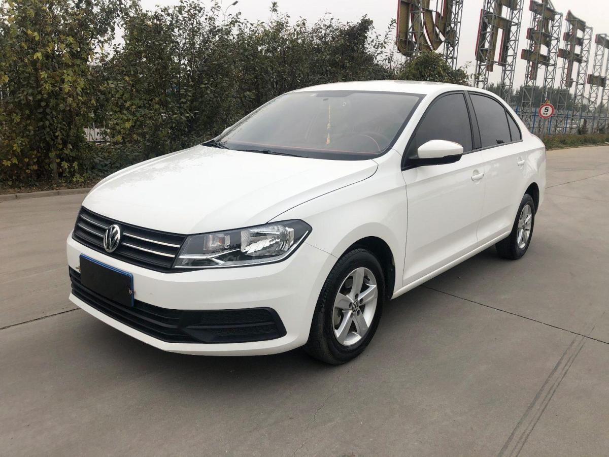唐山2017年11月大众桑塔纳2016款14l手动风尚版白色自动档