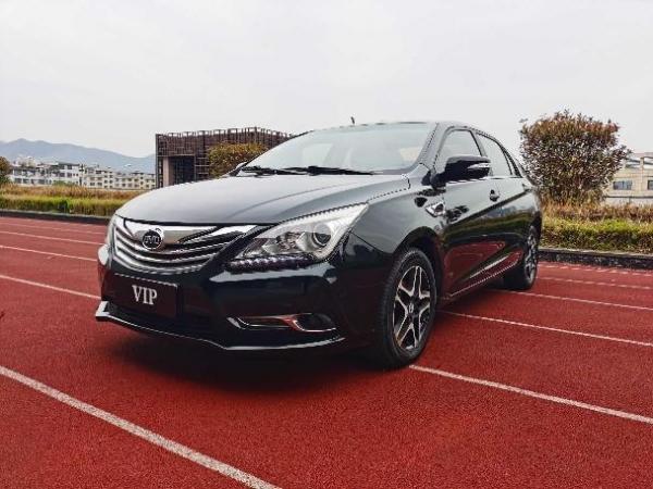 比亚迪 G5  2014款 1.5TID 自动尊贵型