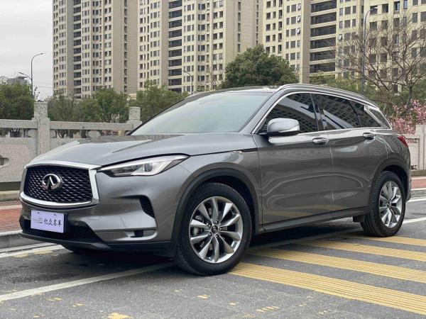 英菲尼迪 QX50  2020款 2.0T 四驱菁英版