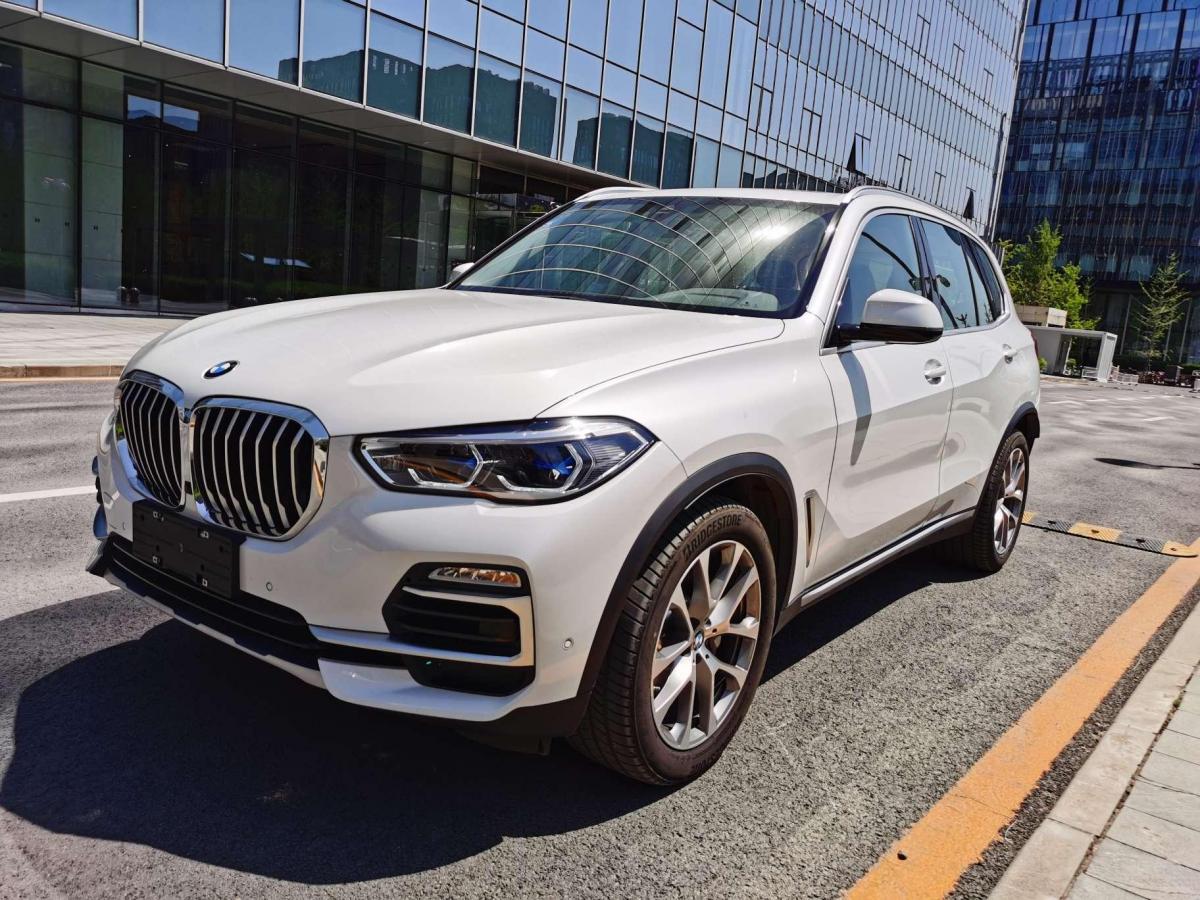 北京2020年6月宝马宝马x52020款xdrive30ix设计套装白色手自一体