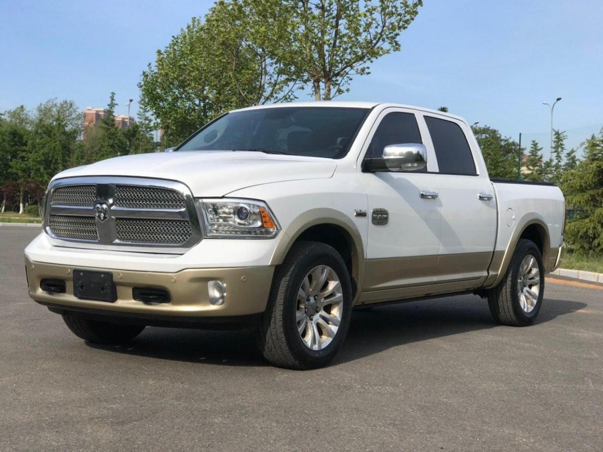 大连2014年4月道奇ram2011款1500laramielonghorn白色手自一体