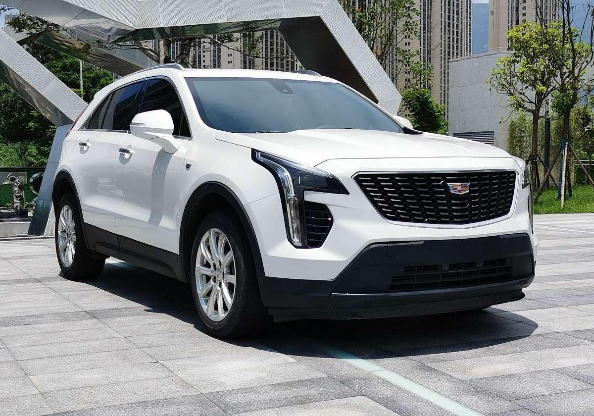 福州2019年12月凯迪拉克xt42018款28t两驱技术型白色手自一体