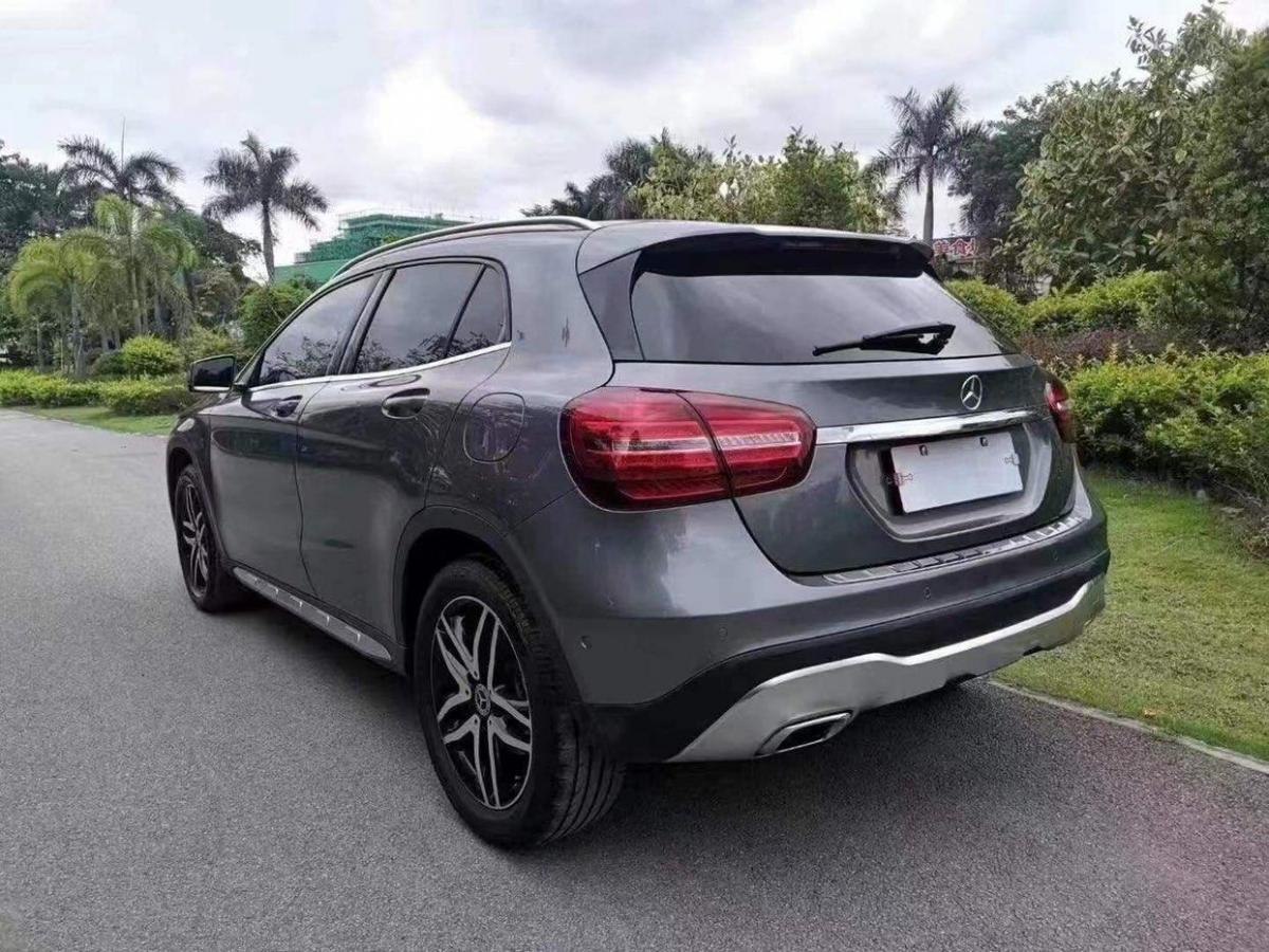 【南宁】2018年5月 奔驰 奔驰gla 2018款 gla 200 时尚型 自动档