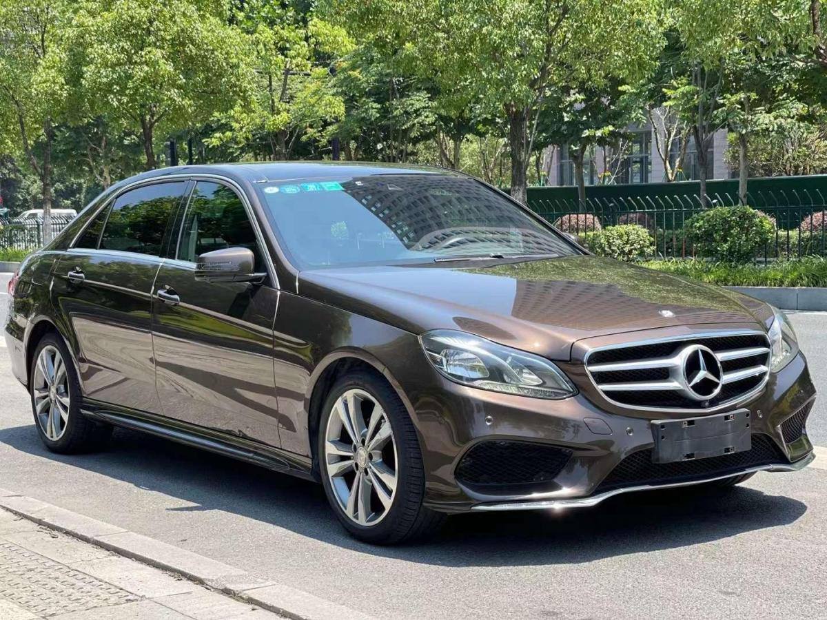 奔驰 奔驰e级 2015款 e 260 l 运动时尚型图片