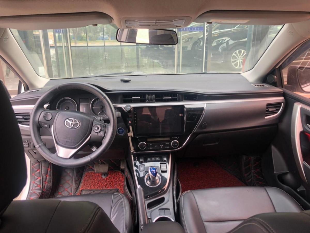 丰田 卡罗拉  2017款 改款双擎 1.8l e-cvt精英版图片