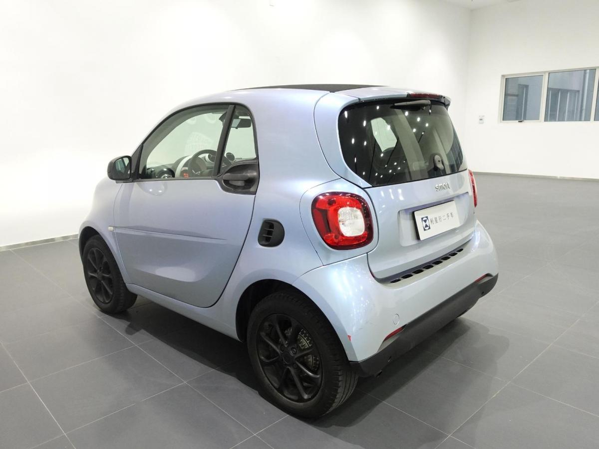 smart forfour  2016款 1.0l 52千瓦灵动版图片