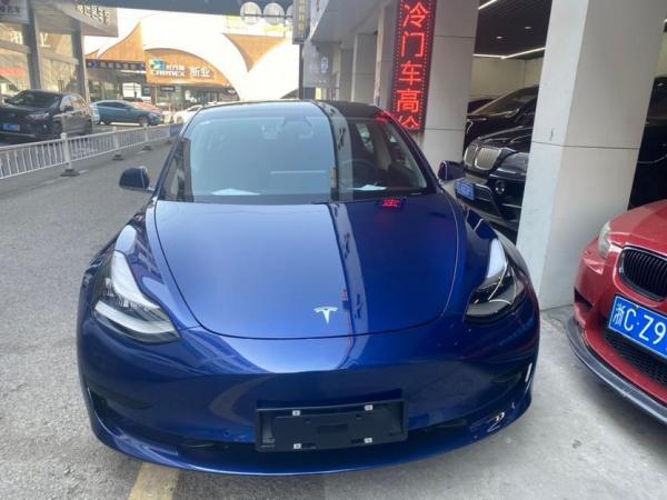 特斯拉 model 3 2019款 標準續航後驅升級版