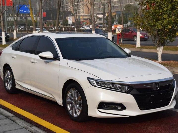 本田 雅阁  2021款 260turbo 豪华99星空限量版图片