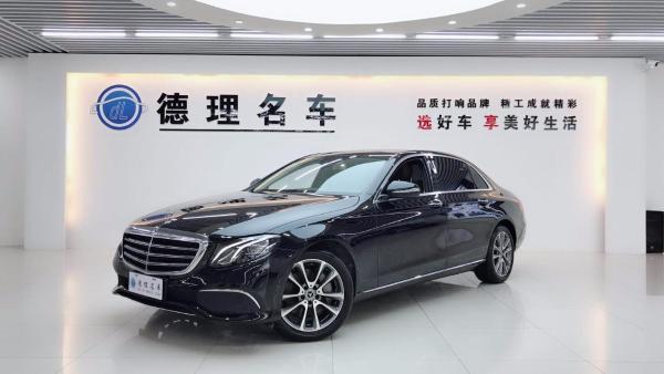 奔驰 奔驰E级  2017款 E300L 2.0T 运动时尚型