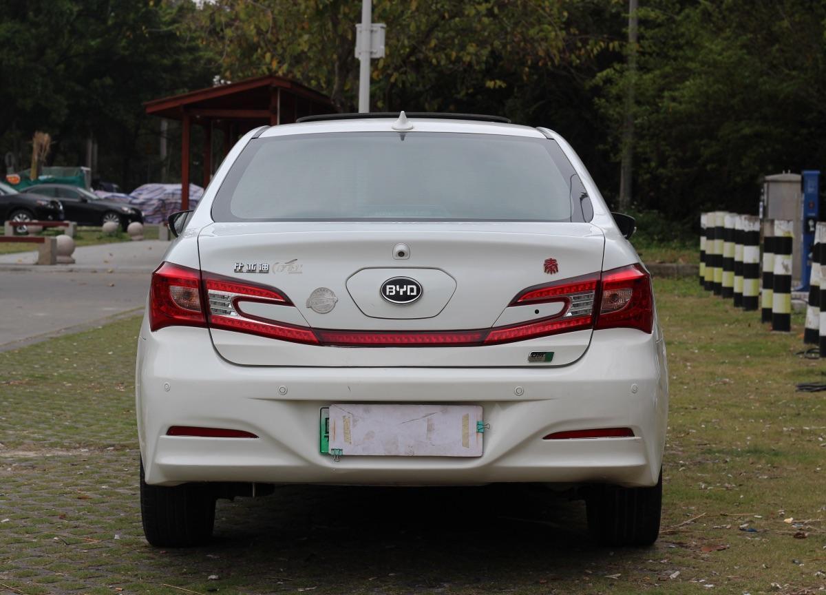 比亚迪 秦  2015款 1.5t 双冠旗舰版图片