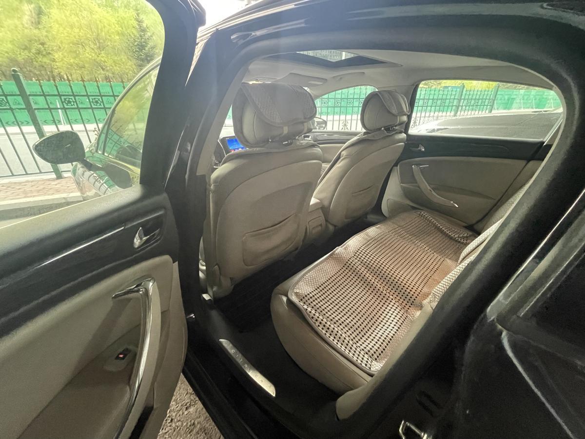 雪鐵龍 C5  2011款 2.0L 自動(dòng)舒適型圖片