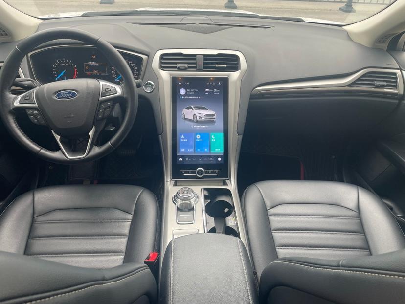 福特 蒙迪歐  2020款 EcoBoost 180 時(shí)尚型圖片