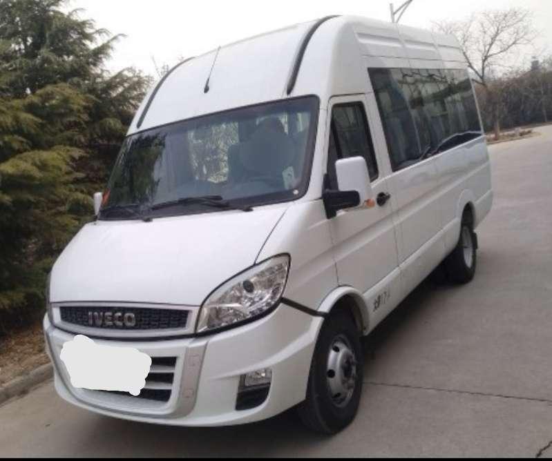 上海2014年8月依维柯宝迪白色手动挡