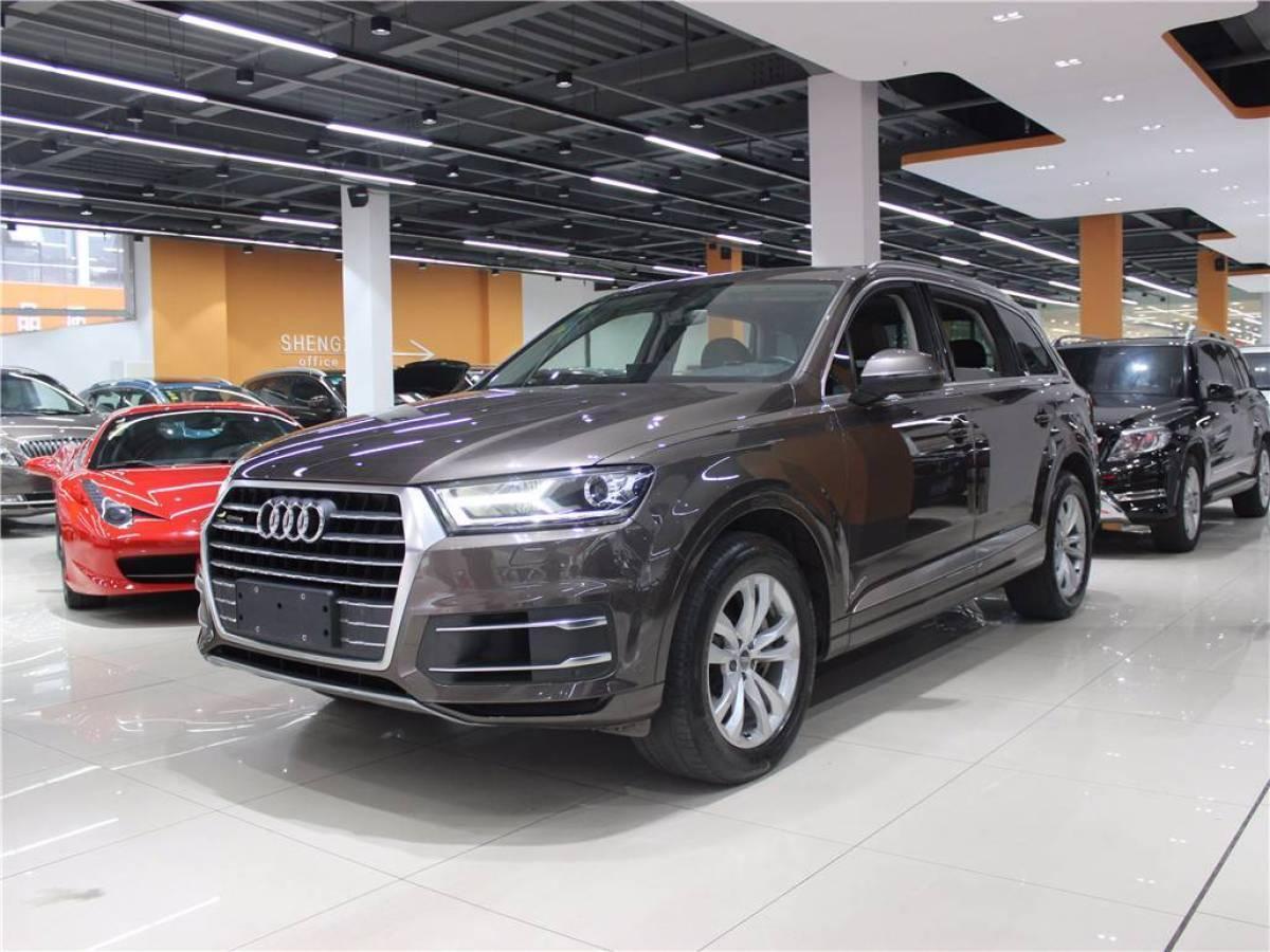 苏州2016年7月奥迪奥迪q72016款45tfsi技术型香槟色手自一体