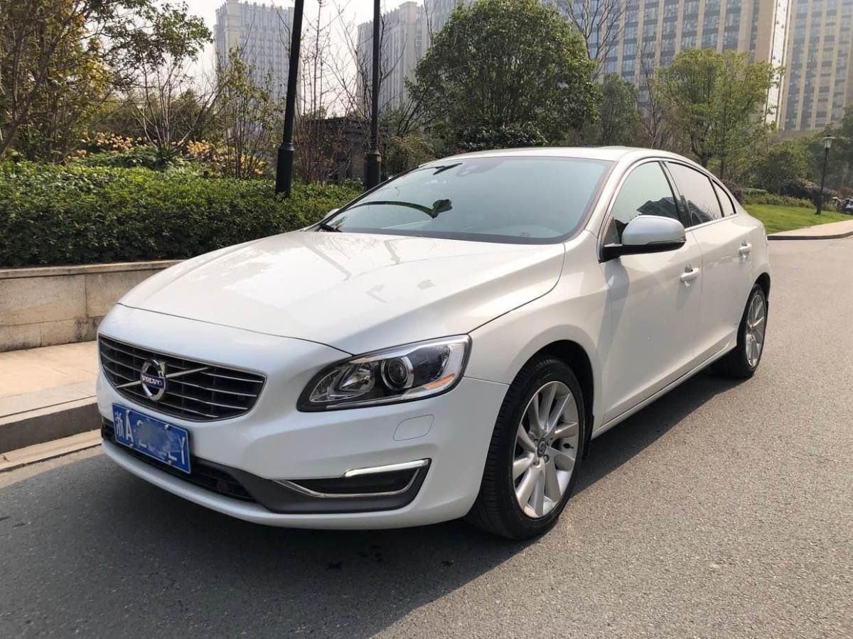 杭州2015年6月沃尔沃s602015款s60l20t智远版白色手自一体