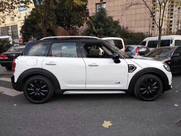 2017年3月mini mini 2016款 cooper s 2.0t 表现派