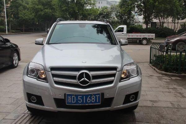 奔驰 奔驰GLK级  2011款 GLK300 3.0L 4MATIC 动感型