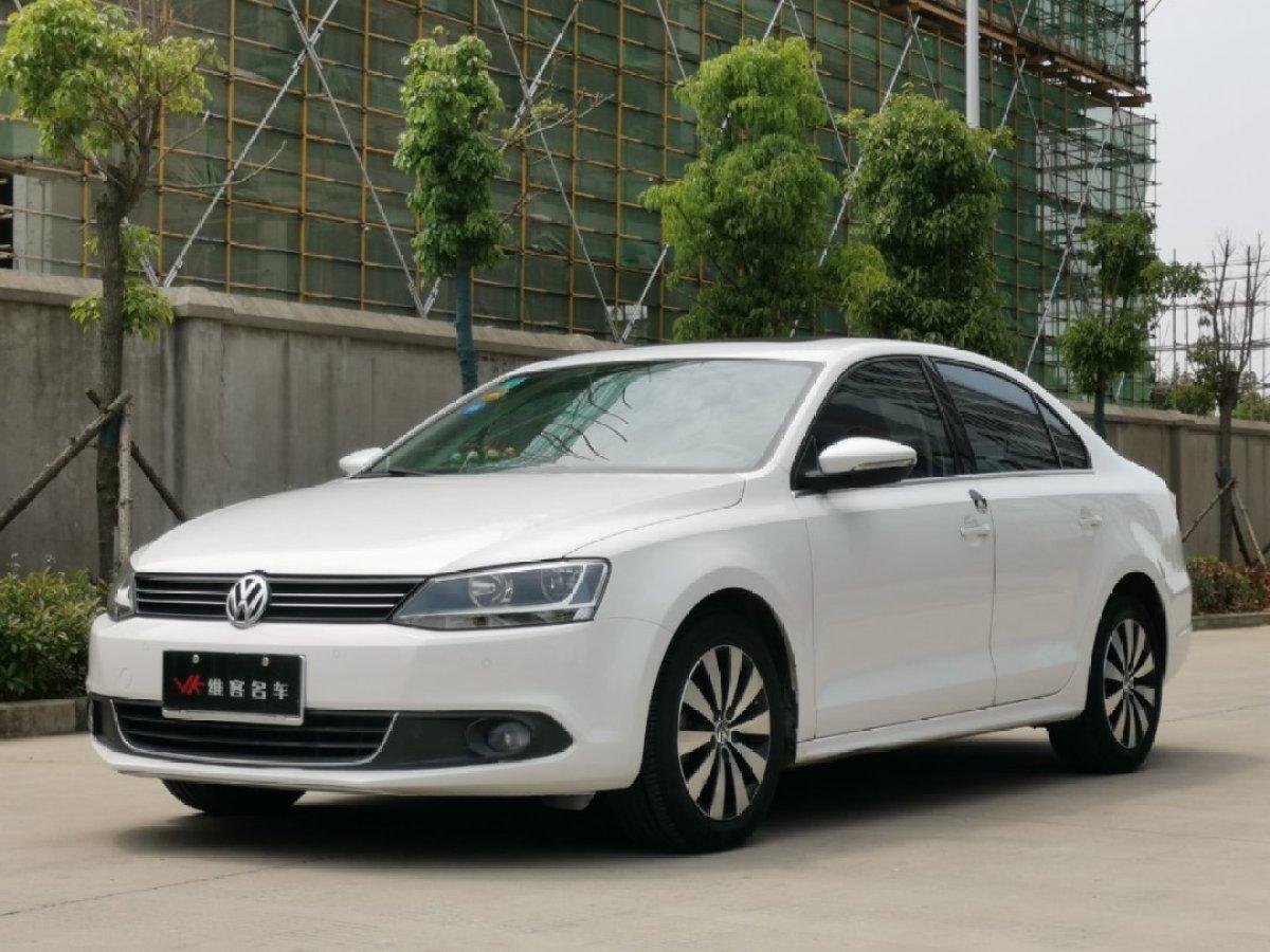 南京2013年4月大众速腾2012款14tsi自动豪华型白色自动档