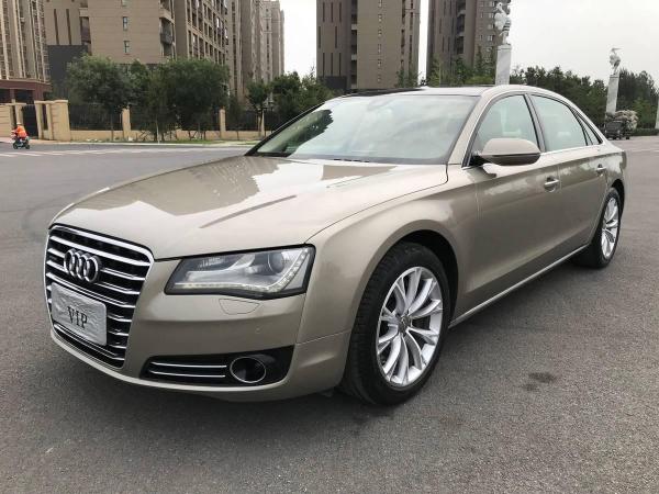 奥迪 奥迪A8  2011款 A8L 3.0 TFSI quattro尊贵型(245kW)