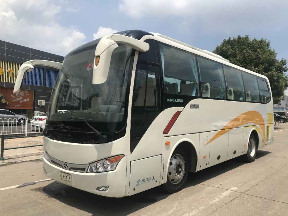 长沙2014年6月大金龙39座非营运白色手动挡