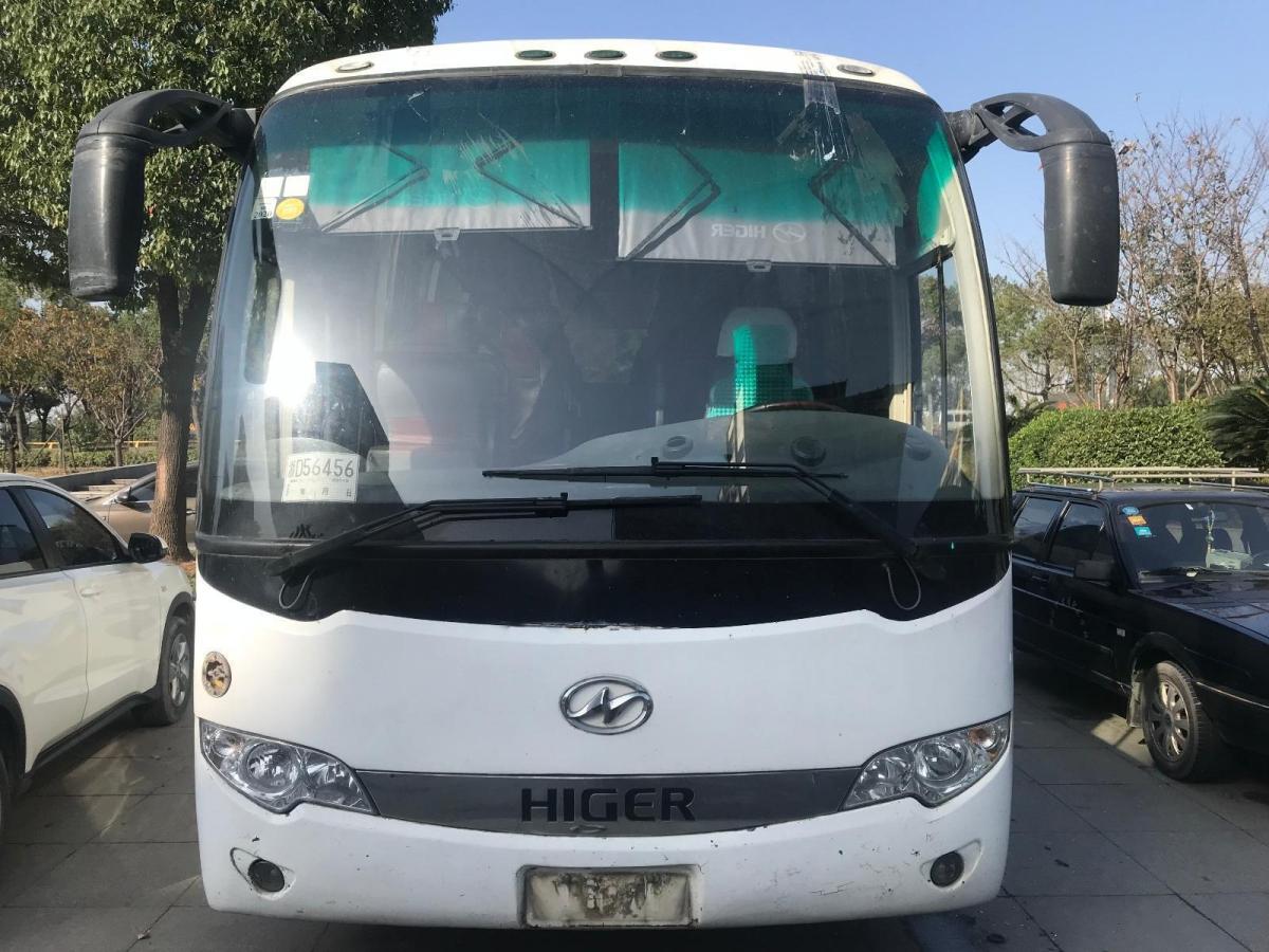 绍兴2012年7月金龙客车白色手动挡