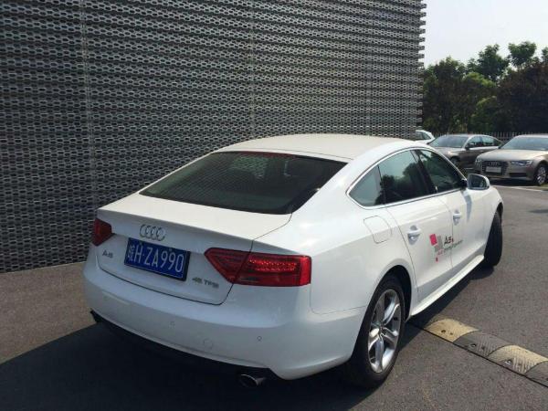 2015年8月奥迪 奥迪a5 奥迪a5 2016款 sportback 45 tfsi