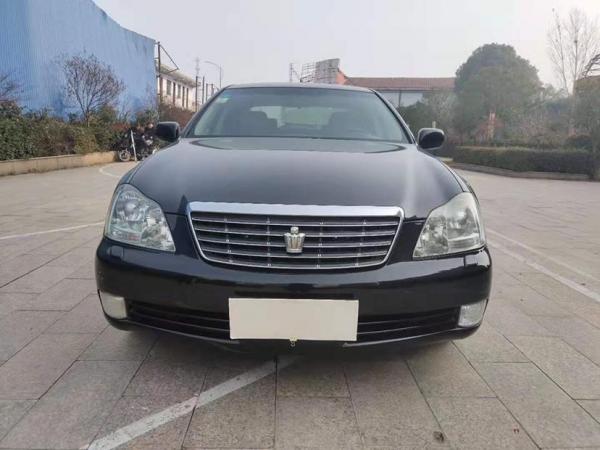 丰田 皇冠  2005款 3.0L Royal Saloon