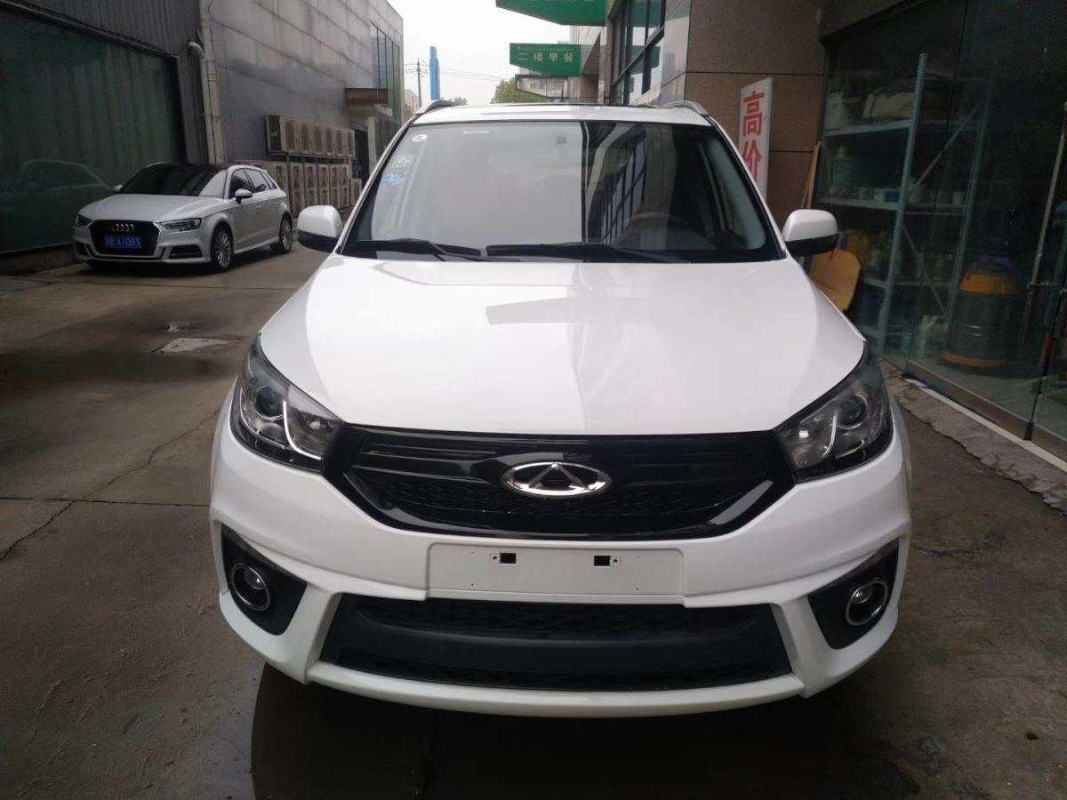 芜湖2016年11月奇瑞瑞虎32016款16l手动尊尚版白色手动挡