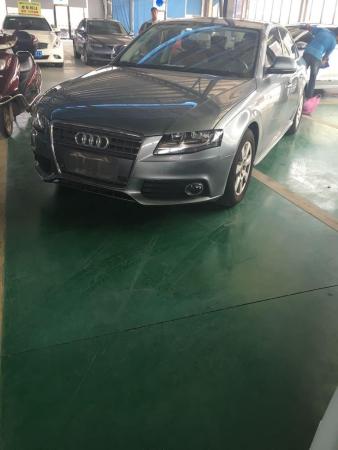 奥迪 奥迪A4L  2010款 A4L 1.8T舒适型