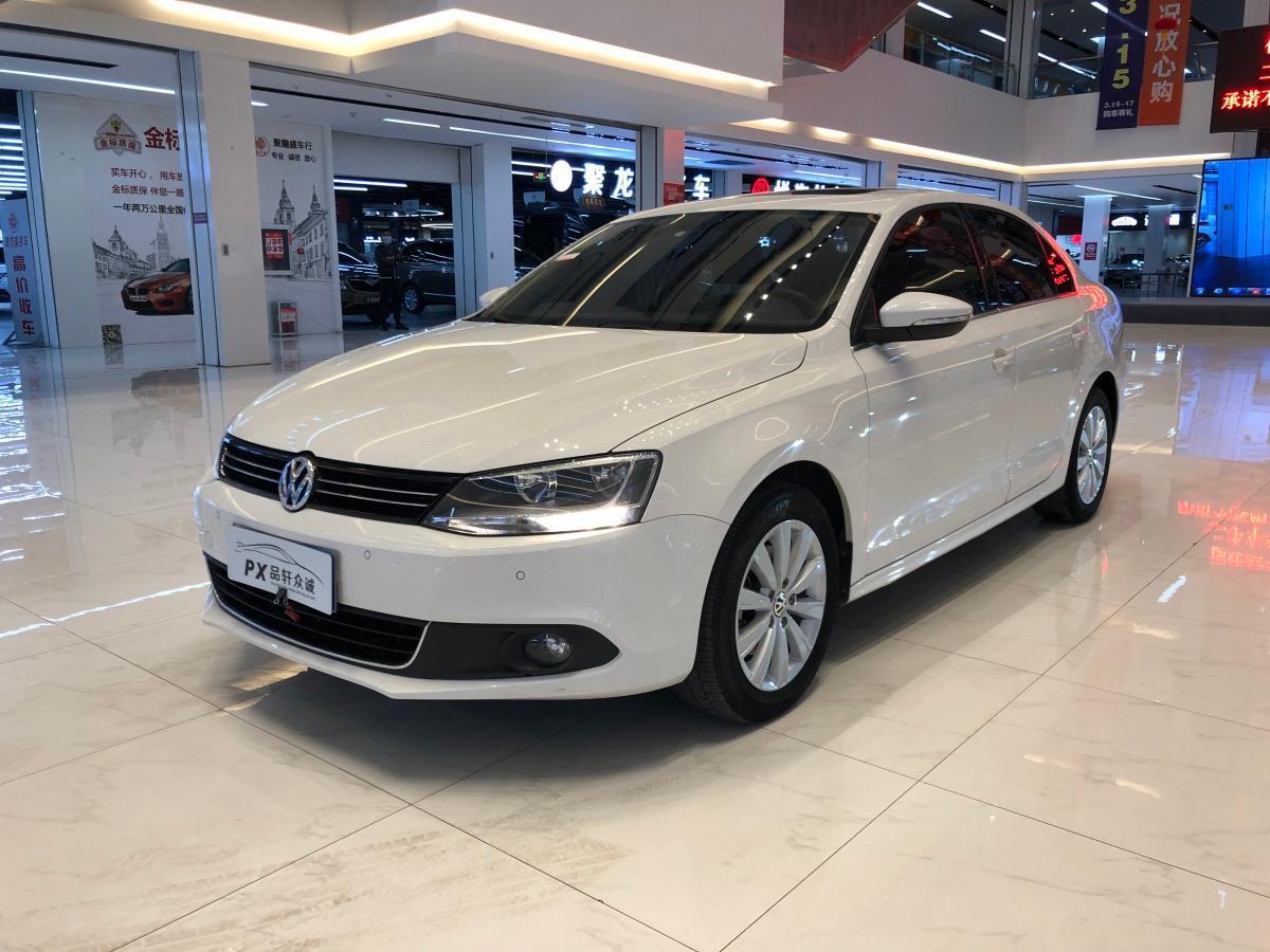 青岛2014年9月大众速腾2014款14tsi自动豪华型白色自动档