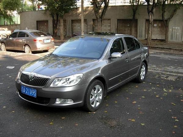 【沈阳】2011年9月 斯柯达 明锐 1.4tsi 逸俊版 灰色 手动挡