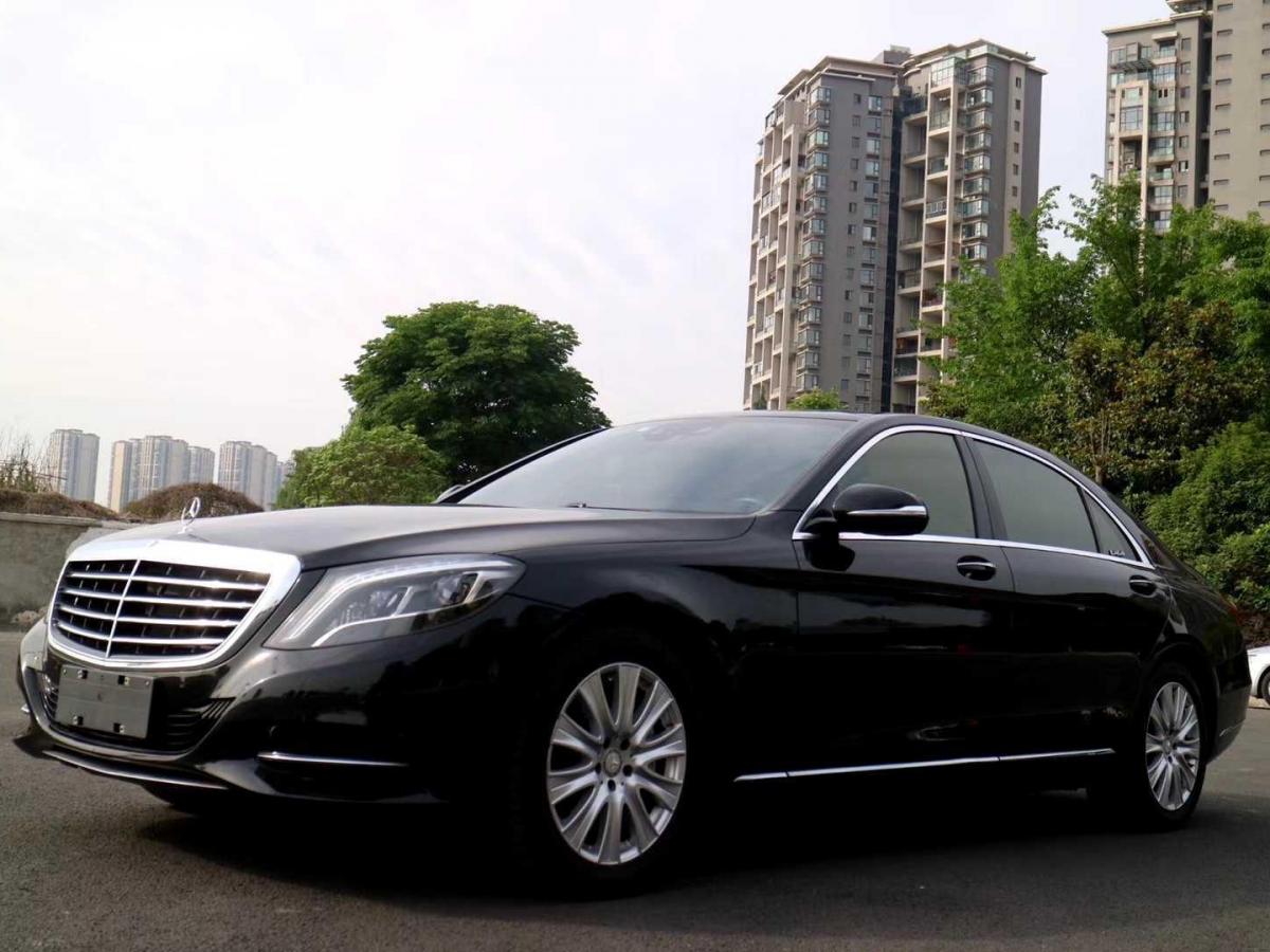 成都2014年6月奔驰奔驰s级2014款s400l尊贵型黑色手自一体