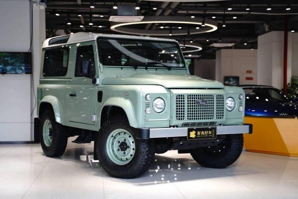 2019年8月路虎2016款卫士90限量版166