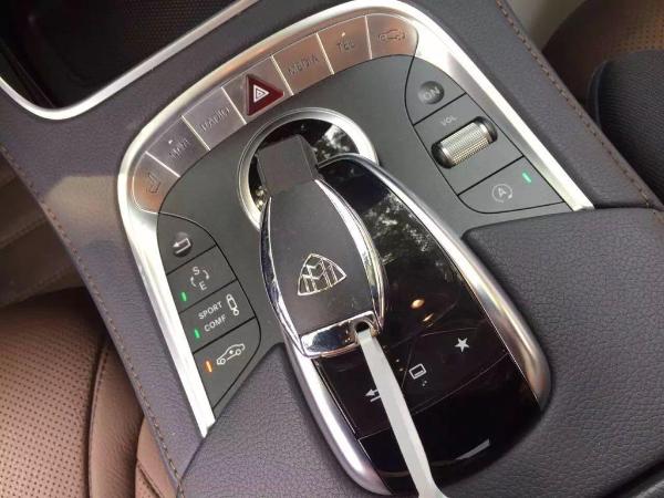 【南京】2015年10月 奔驰 迈巴赫s级 s400 4matic 3.0t 黑色 手自一体