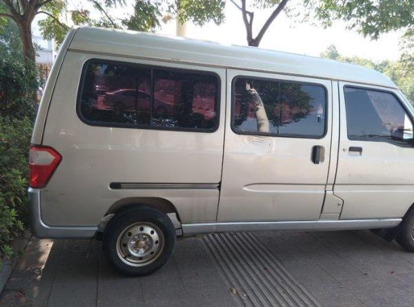 【江西】2009年12月 五菱 五菱之光 2009款 五菱之光 加长版 6400avf