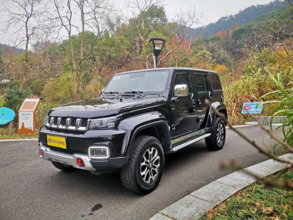 北京 BJ40  2019款  2.0T 自动四驱城市猎人版尊享型