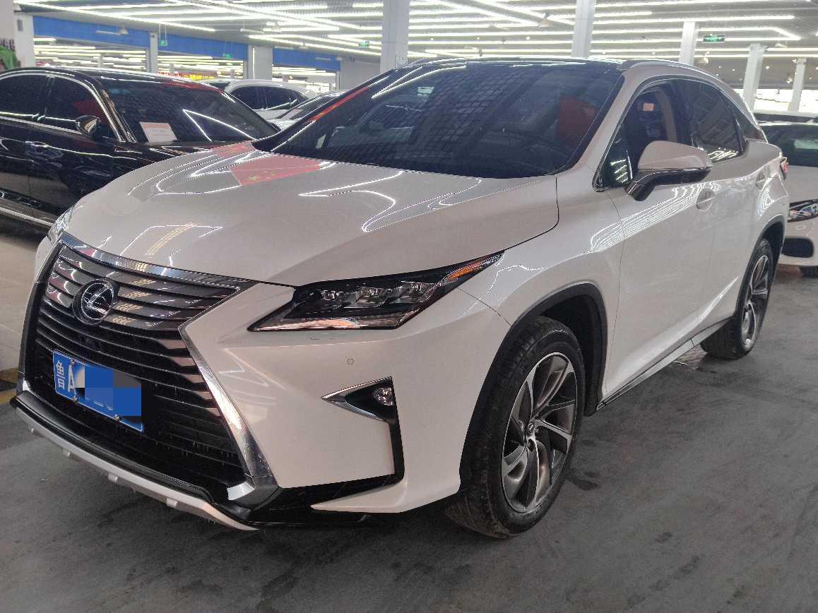 济南2018年9月雷克萨斯rx2016款300四驱典雅版国v白色手自一体