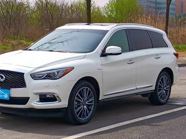 英菲尼迪 QX60  2018款 2.5T Hybrid 两驱冠军家庭版