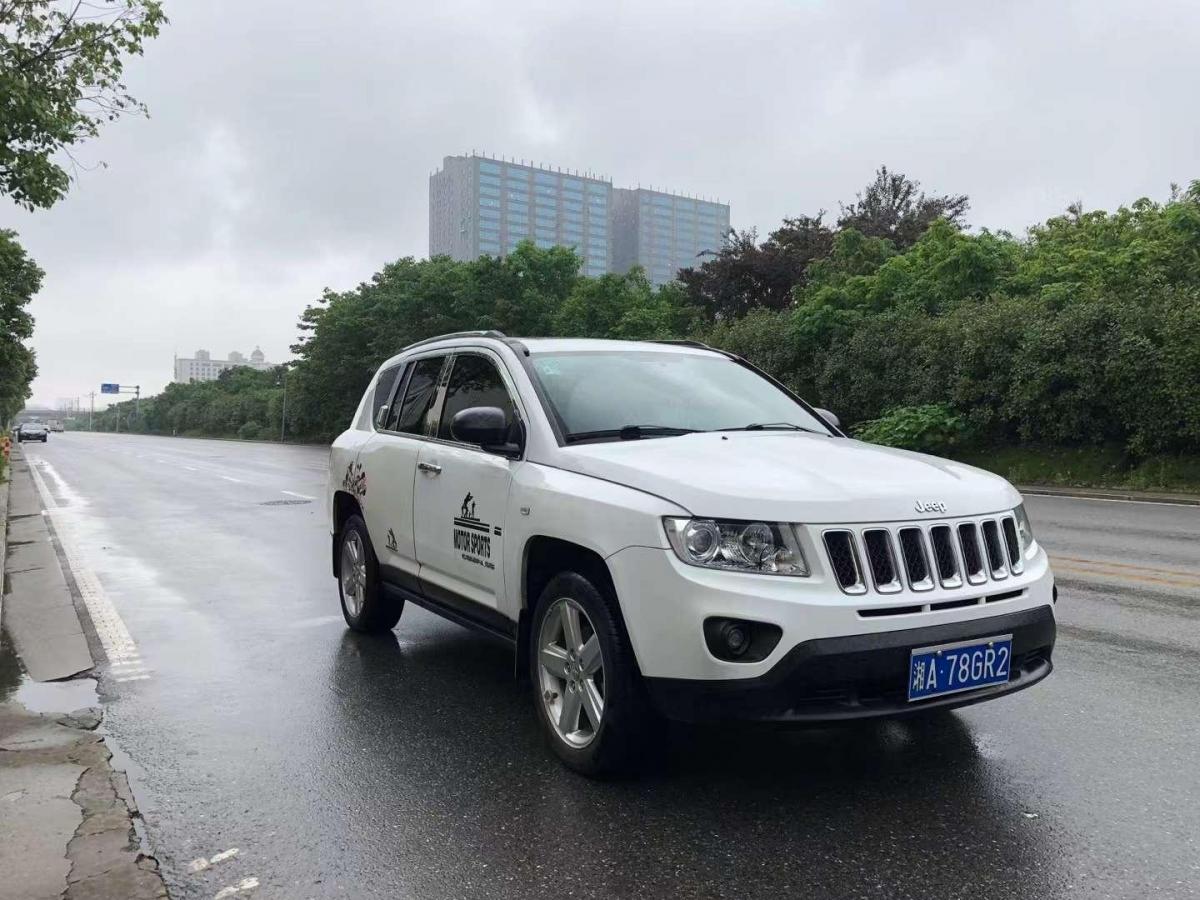 【长沙】2012年4月 jeep 指南者 2012款 2.0l 两驱豪华版 自动档