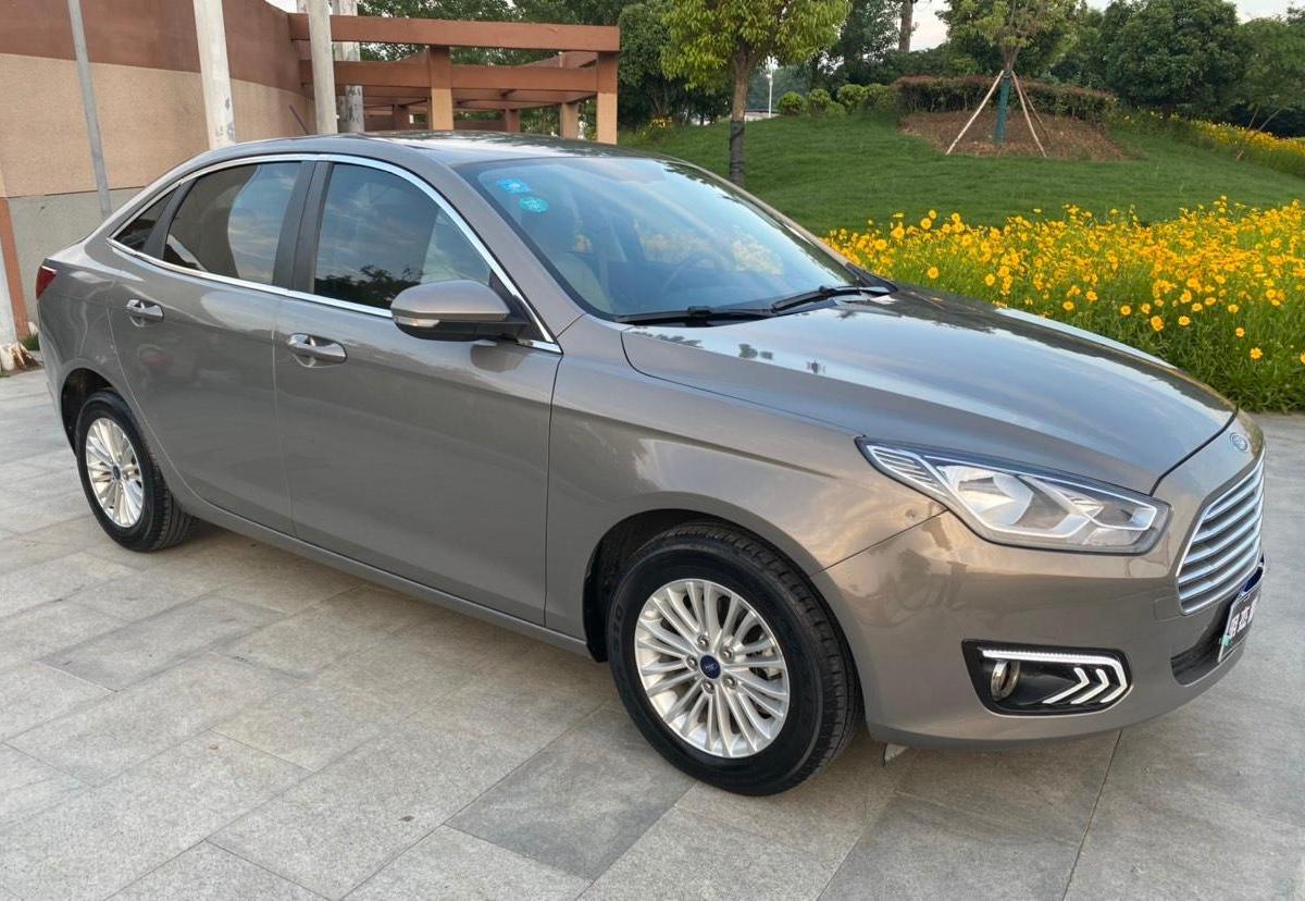 【阜阳】2018年3月 福特 福睿斯 2017款 1.5l 自动舒适型 手自一体