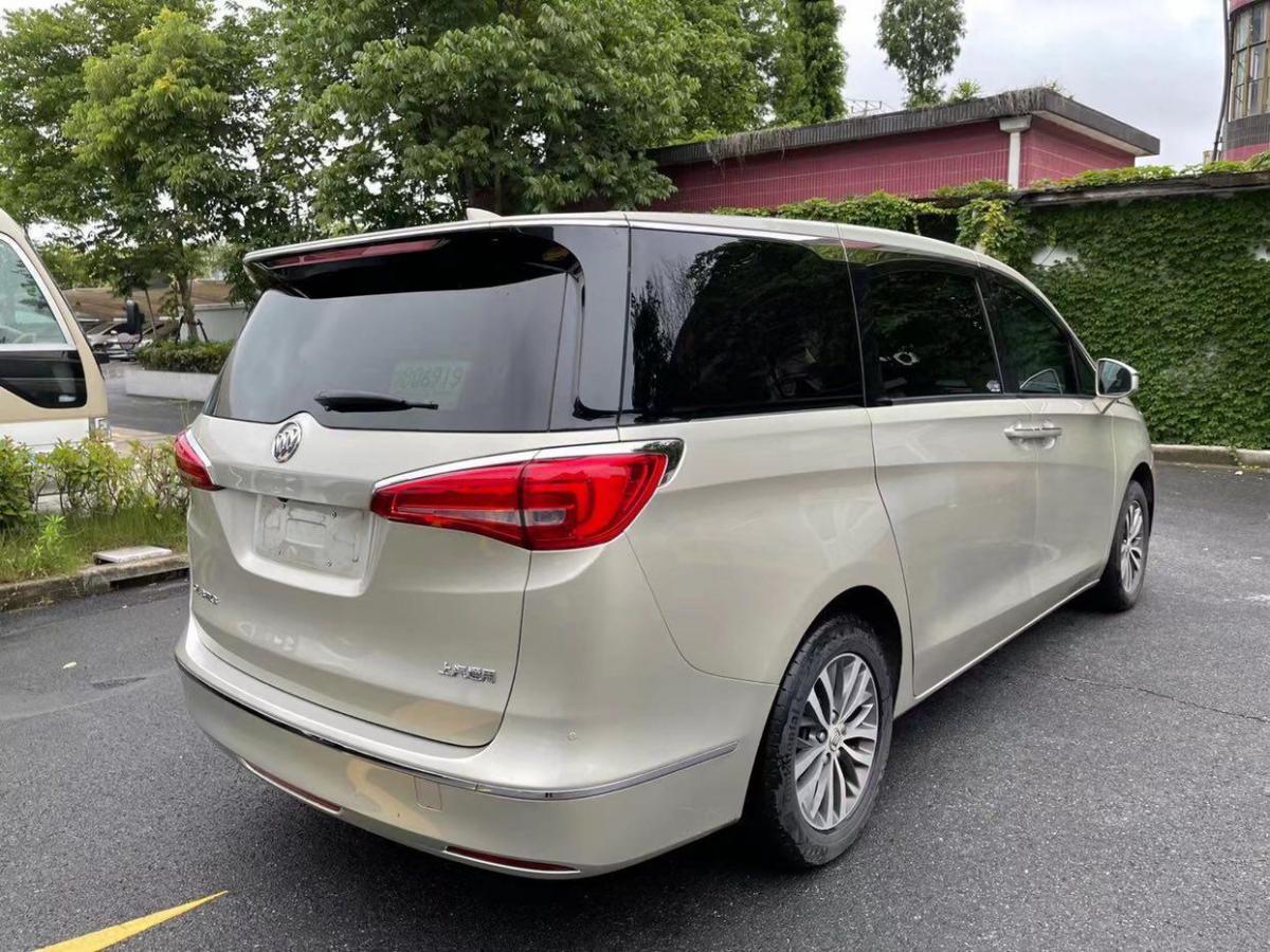 【上海】2017年6月 别克gl8 2017款 es 28t 豪华型 国v 手自一体