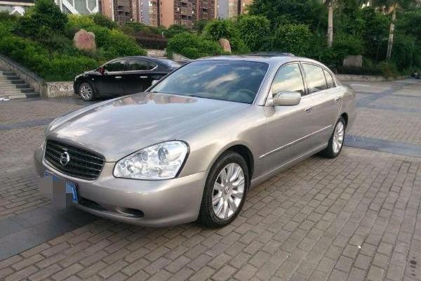 【龙岩】2005年10月 日产 西玛 日产 西玛 4.5 v8 香槟色 自动档