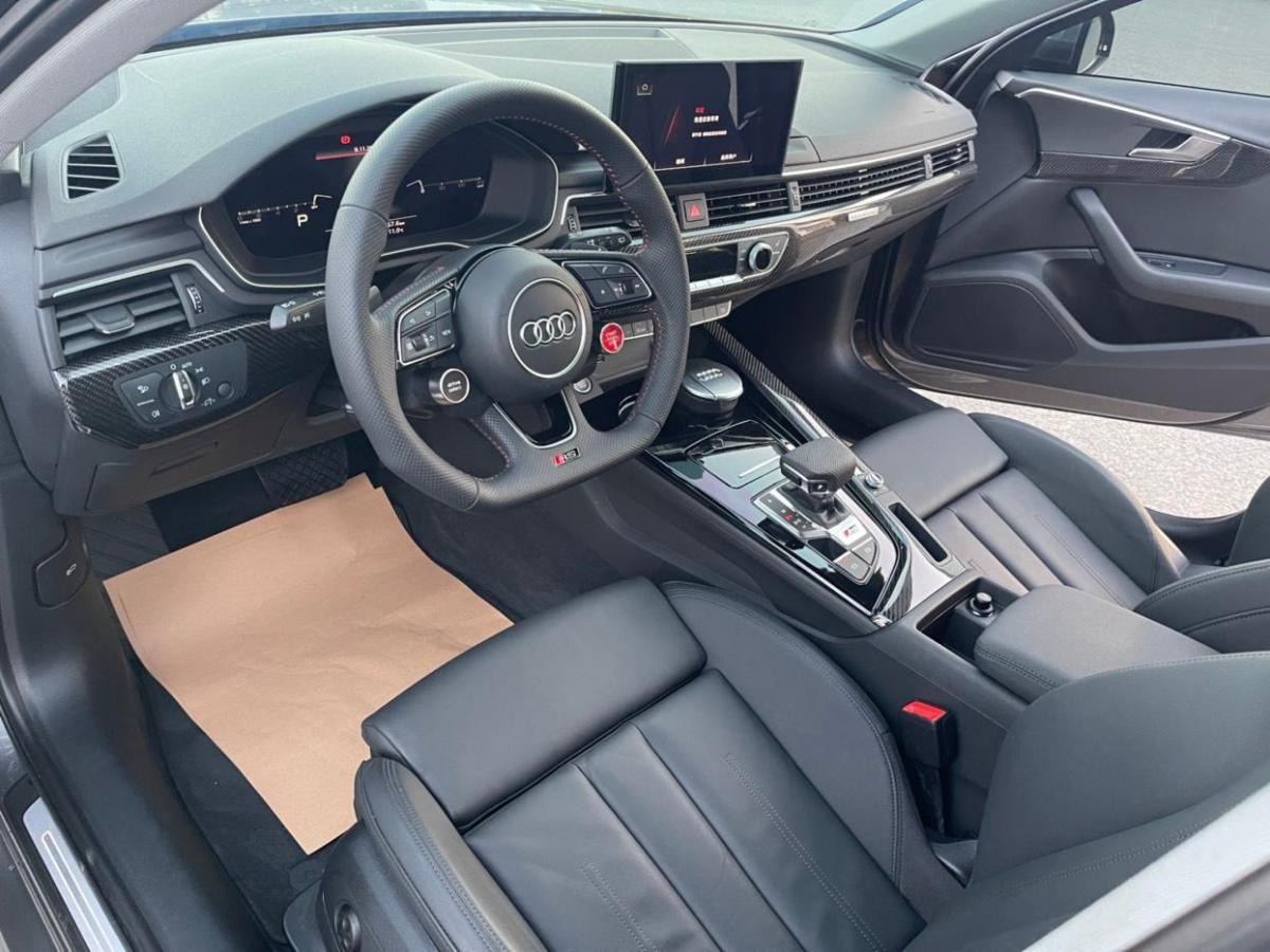 奥迪 奥迪a4  2021款 avant 先锋派 40 tfsi 时尚动感型图片